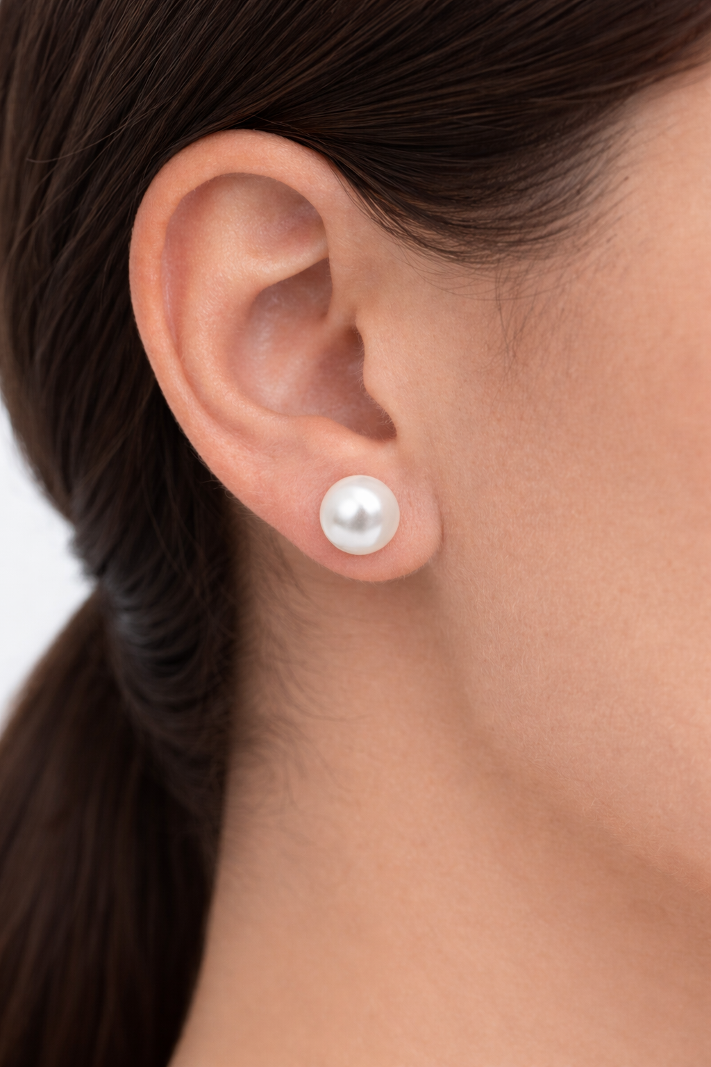 The Classic Pearl Earrings