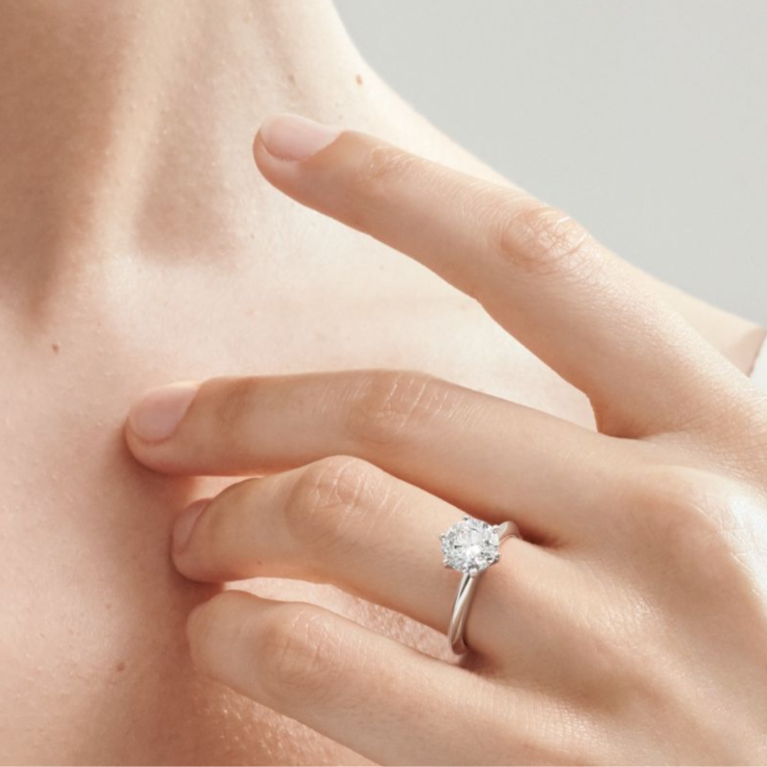Sterling Silver Solitarire Moissanite Engagement Ring