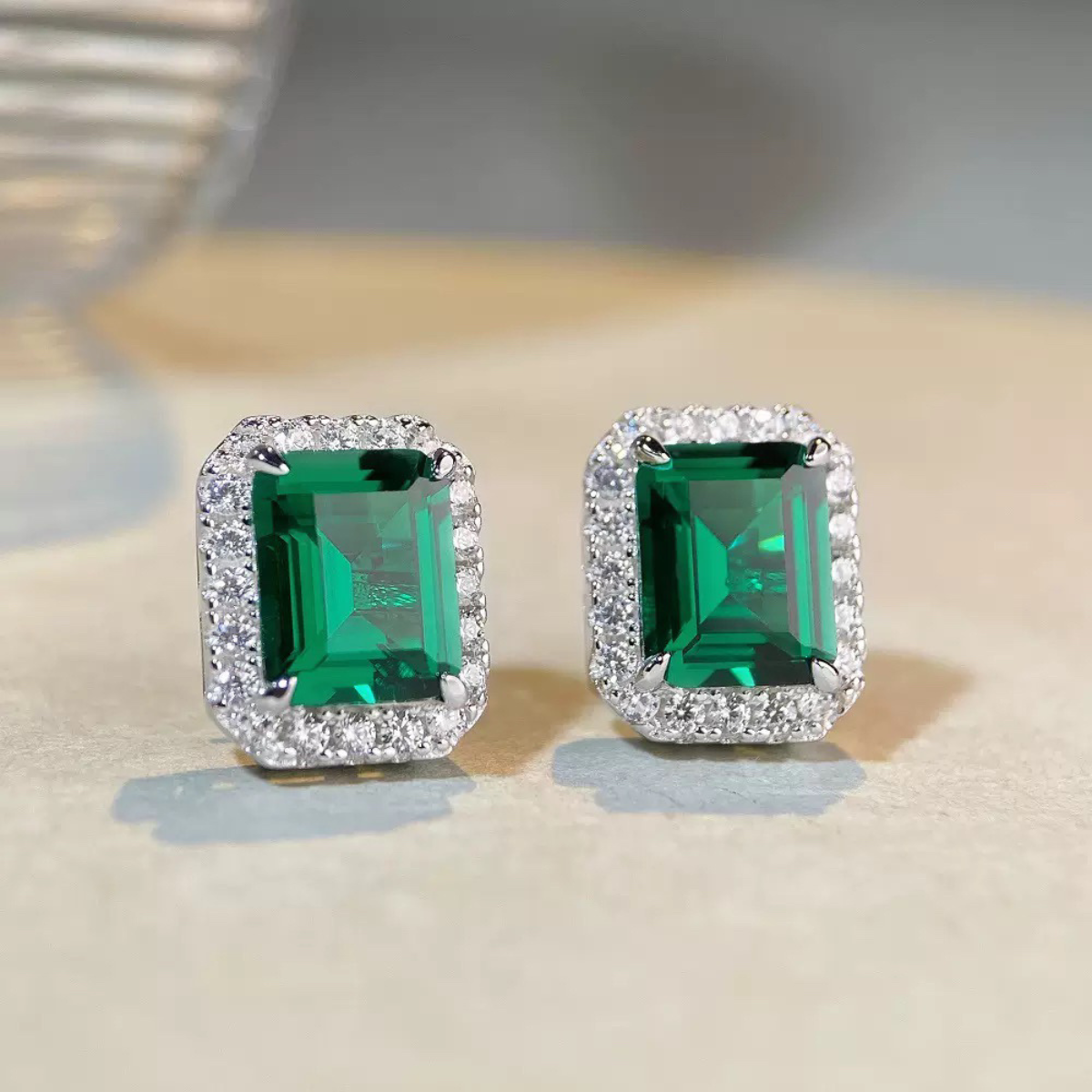 The Emerald Halo Set