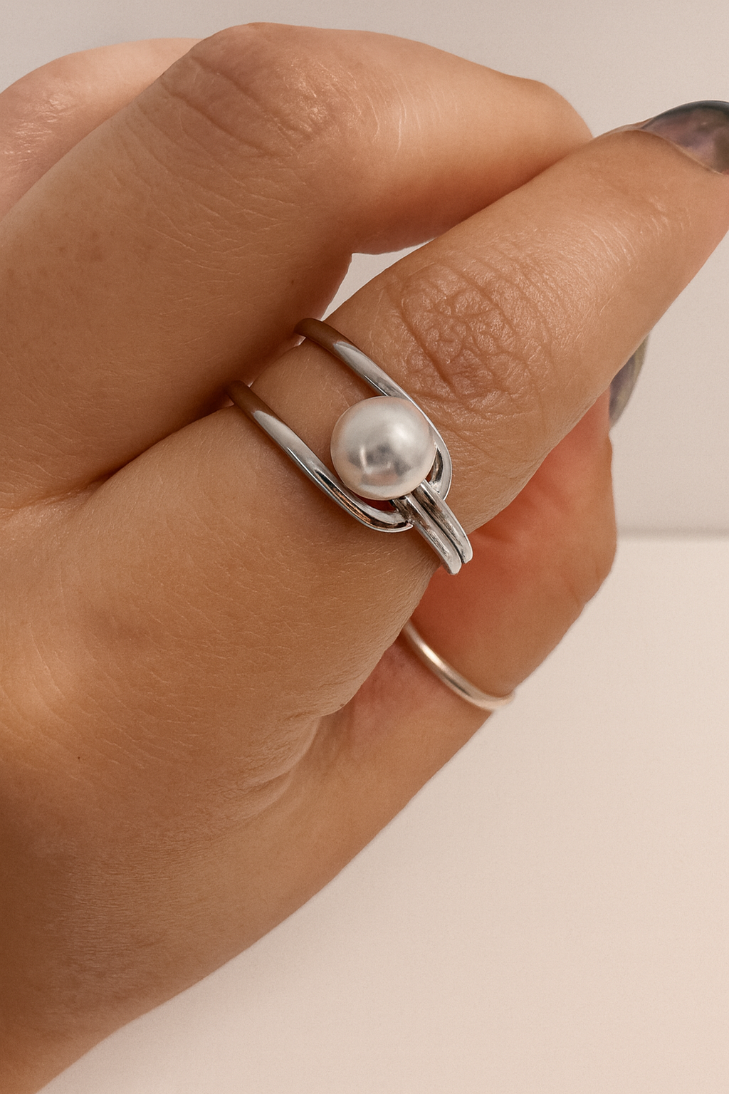 The Sculpted Pearl Ring