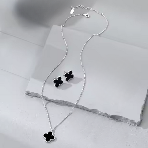 Sterling Silver Black Agate Flour Clover Leaf Necklace