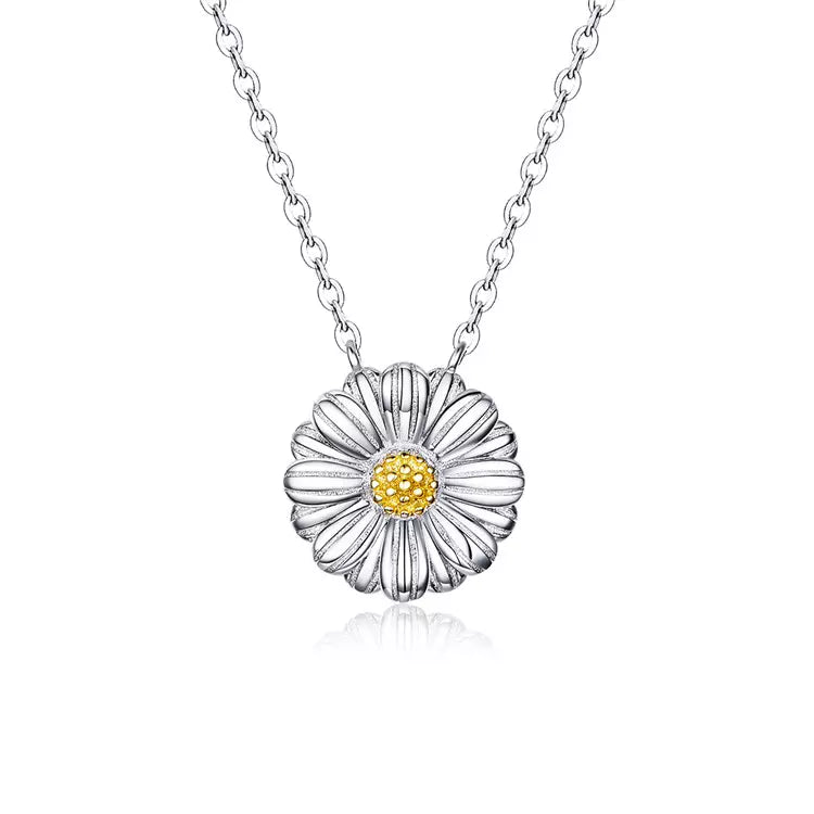 Sterling Silver Lovely Daisy Flower Necklace
