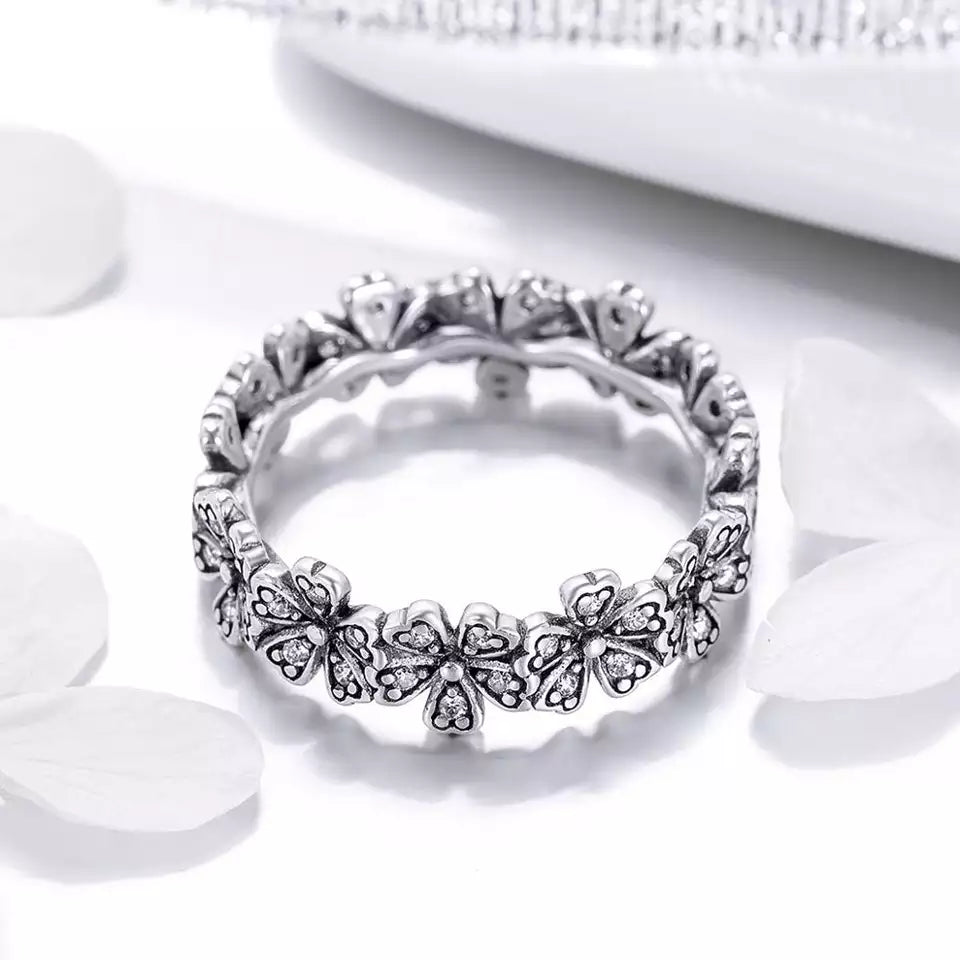 Sterling Silver Crystal Daisy Flowers Ring