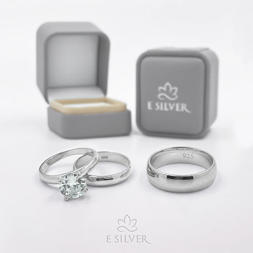 Sterling Silver Traditional Wedding Ring Set