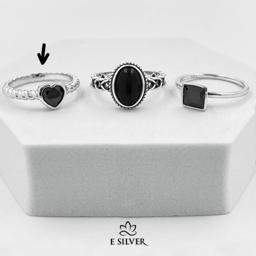 Sterling Silver Twisted Heart Black Crystal Ring